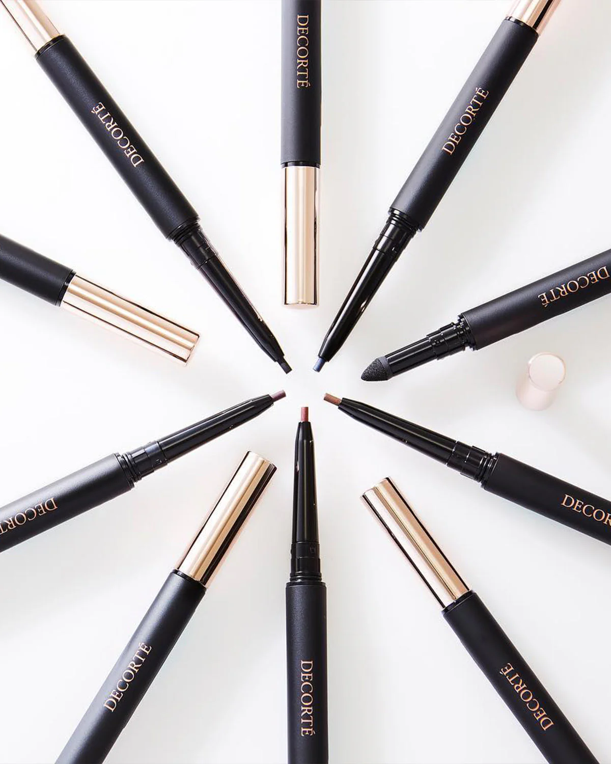 Lasting Gel Eyeliner - Image 4